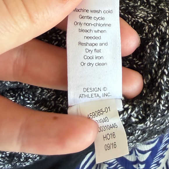 Athleta Borealis Hooded Sweater - Picture 10 of 10